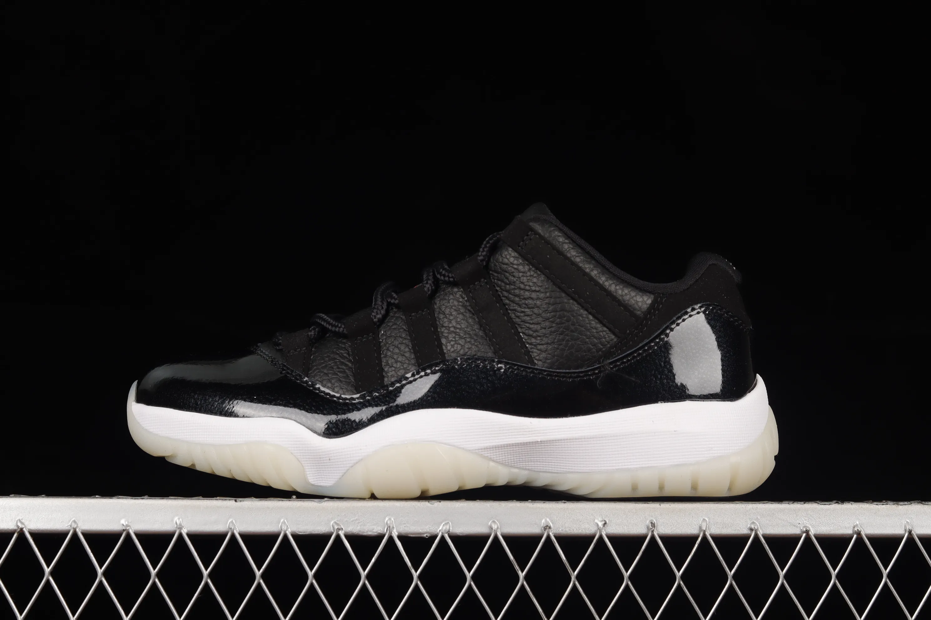 All Categories Air Jordan Jordan Series Basketball Shoes Air Jordan 11